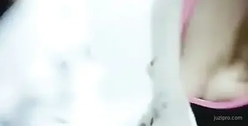 全网双人秀：颜值佳天然美