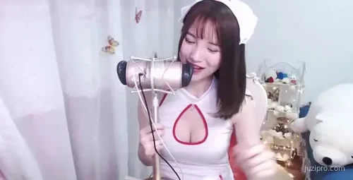 ASMR主播MOMO桃桃第七专辑