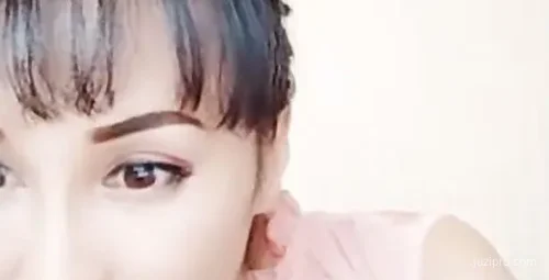 东北自驾姐与旧友之子宾馆重聚