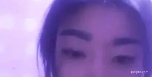 广州90后情侣兼职主播积累财富