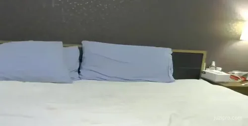 亚洲女生国外私密秀视频