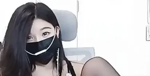 气质大学生主播酥酥性感舞蹈表演