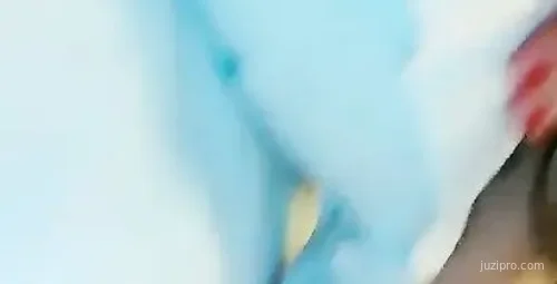 校长模仿按摩技师 英语老师反应意外