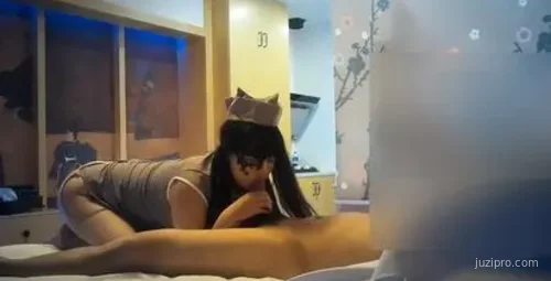 富豪豪掷重金约会模特观赏赛事