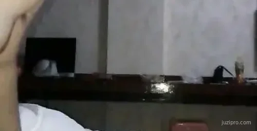 情侣宾馆激情秀动不容错过