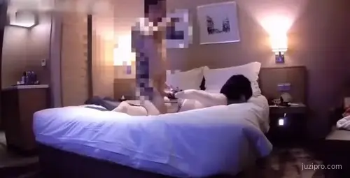 超白嫩混血少妇情趣体验