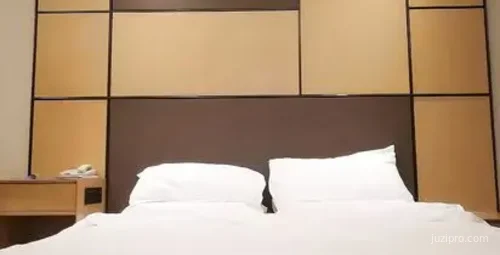 黑裙萌妹甜美诱惑