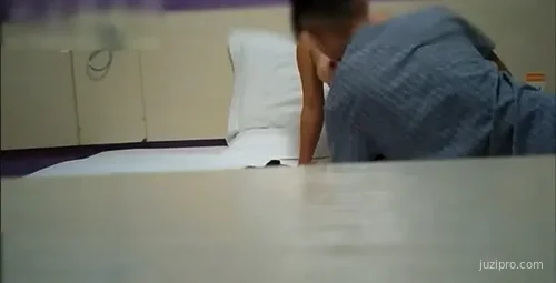 浪漫约会丰腴老板娘