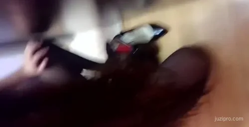 黑丝女王享受口舌侍奉