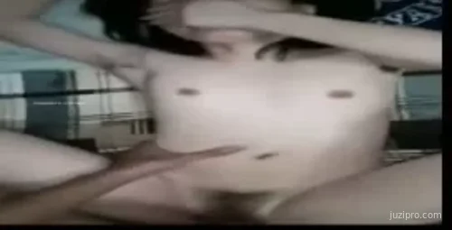 在家担心吵到父母仍忍不住呼喊