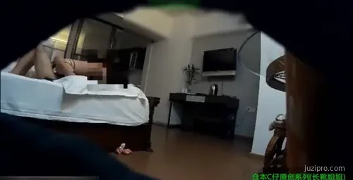 C仔系列中的高级丝袜会所长靴姐姐