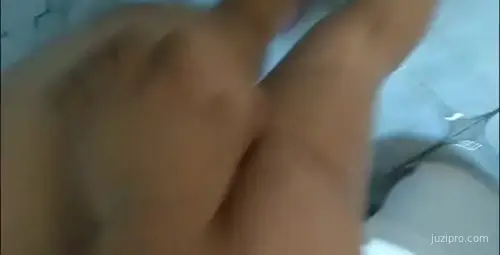 东北二人转演员酒店私密约会，黑丝诱惑露脸激情，冲澡口交吹舔后爆草高潮不断。