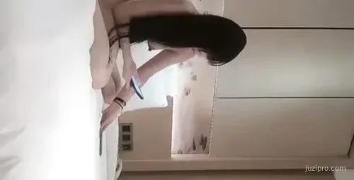 小宝寻花高颜值牛仔短裙妹子互动