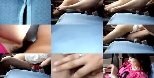 白皙水嫩女生车内自拍注意隐私-截图2