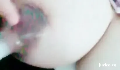 K奶网红大尺度私拍巨乳喷奶 粉穴超爆乳