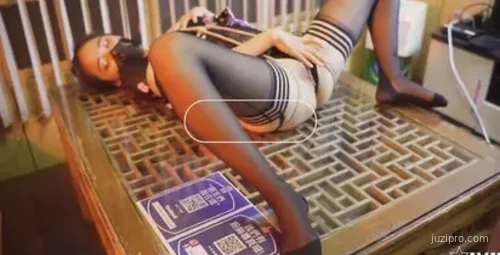 最新众筹购买JVID精品束缚下的强制体验