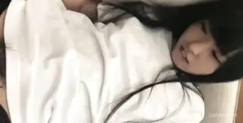 推特网红蛇信子兔牙姐姐约富豪激情缠绵 高清无水印颜射高潮