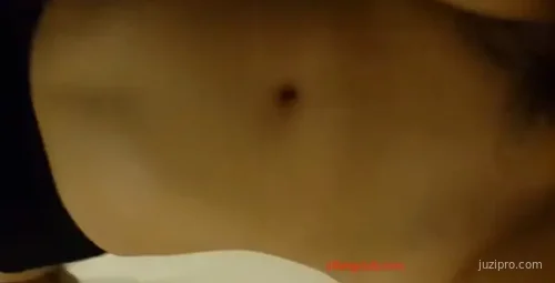 清纯美女约会秀舞交流