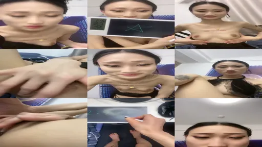 聋哑人小妹露脸直播赚生活费，感谢狼友们的无私帮助，揉奶玩逼看特写，写字板跟狼友互动情趣-截图2