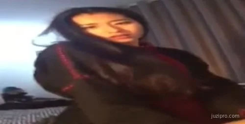 女友骑马，我还能抽烟