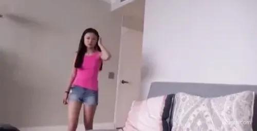 澳洲留学的湖南妹子和外国同学的宾馆聚会