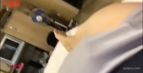 操哥乌克兰机场偶遇中国女孩