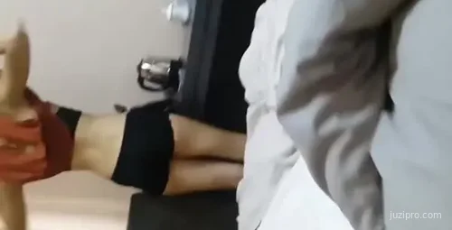 猴小雪精品逃课系列005-师妹约会全黑内套