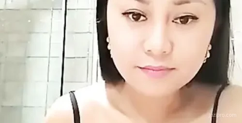 网红主播铁锤妹妹的御姐风格分享