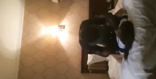 大嘴哥原创之公司美腿女员工