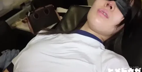 阿基娜19岁体操服体检见证青春活力