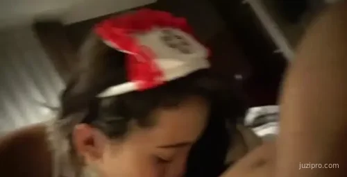 18岁模特会所私密体验