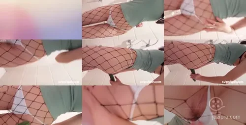 娇小美女自拍 诺儿的小世界探秘14-截图2