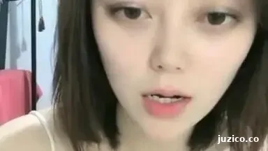 黄瓜小姐顔值不错短发妹子刮毛自慰，全裸大黑牛震动翘起屁股自摸