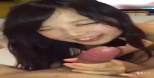 和学姐在酒店的亲密夜晚