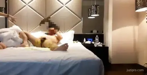 外籍高颜值模特外形出众热情交流体验