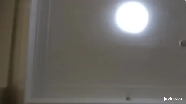 勾搭很很久才草到的上海妹子 给她来几张私拍然后啪啪1080P高清无水印