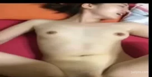 记录妻子的日常亲密，天天如此仍渴望