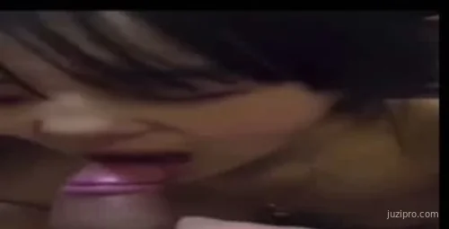 女友首次口交不熟练，需耐心指导