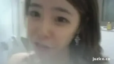 知名韩国人气BJ浴室诱惑洗澡秀懵懂白嫩奶子好身材太激动了