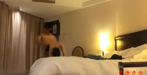 康先生商学院丝袜制服全集