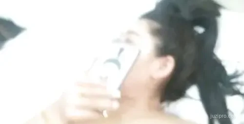 豪爽个性女子自曝一天赚1千的秘籍