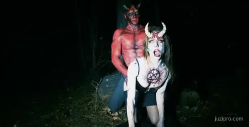 森林算命青少年变成魅魔