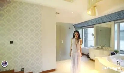 果哥出品索菲Sofia浴缸湿身 爆乳长腿女神丰乳肥臀诱惑