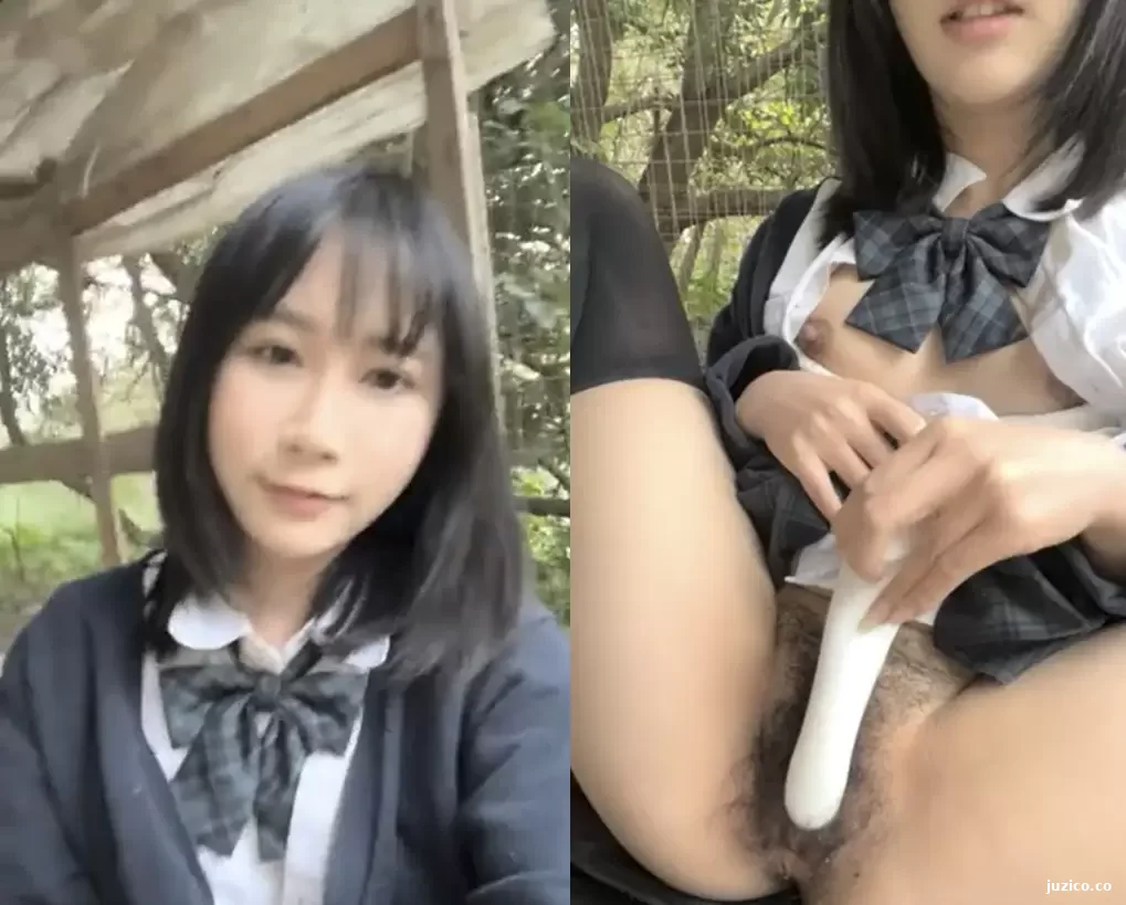 大胆在户外自家的农舍自慰，这么清纯的脸蛋儿搭配这种学生制服，没有人能抵得住，声音超好听