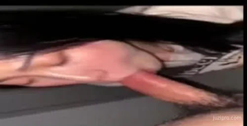 后楼梯惊险时刻：住客是否会出现