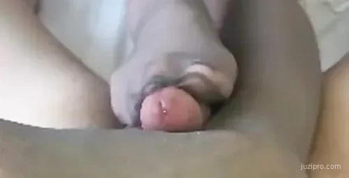 大学城校花黑丝袜魅力展现