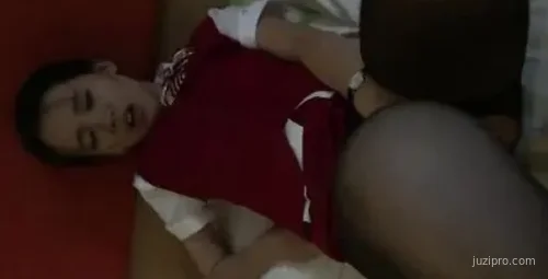 美女空姐与男友浪漫时光镜头记录