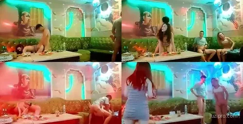 歌厅探花陈先生与两美女互动