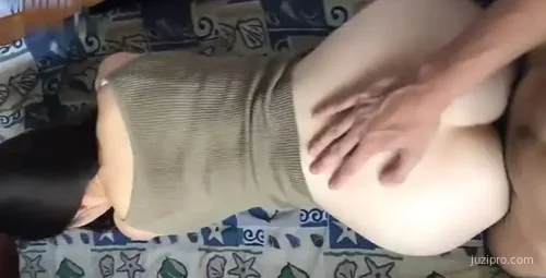 新马网红不雅视频完整版流出 飙升热搜