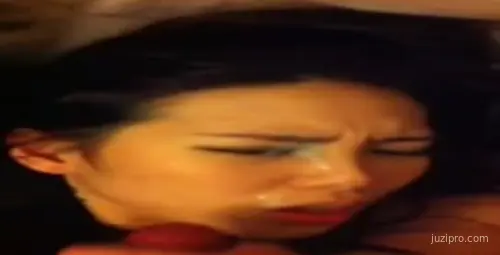 台北辣妹后入狂干！最后射脸高潮喷射超刺激